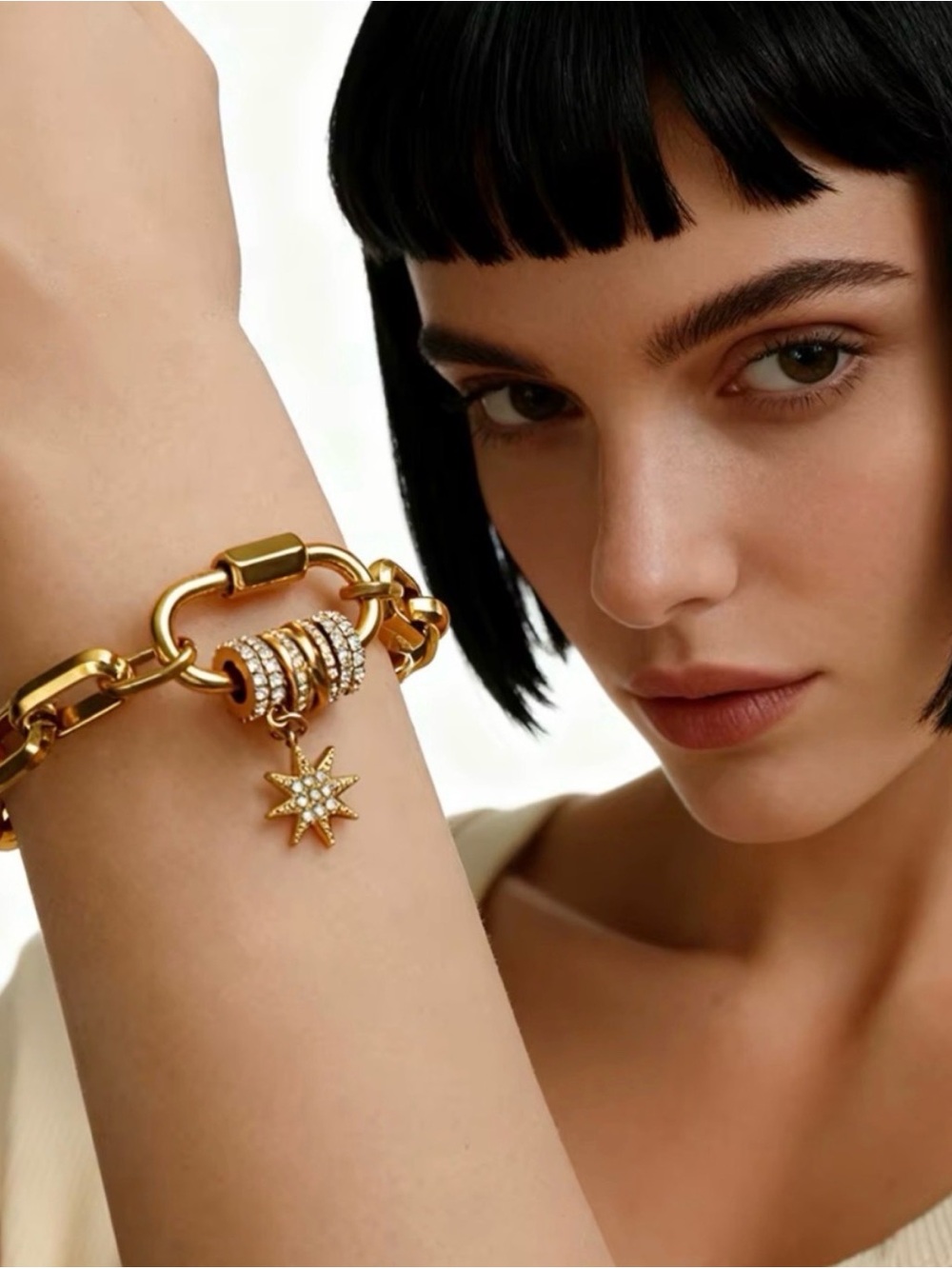 18K Gold Plated Crystal Necklace and Bracelet with Star Charm Waterproof SET - Picture 2 of 4